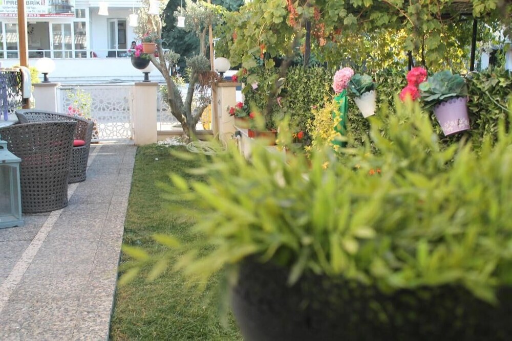 Lila Boutique Hotel
