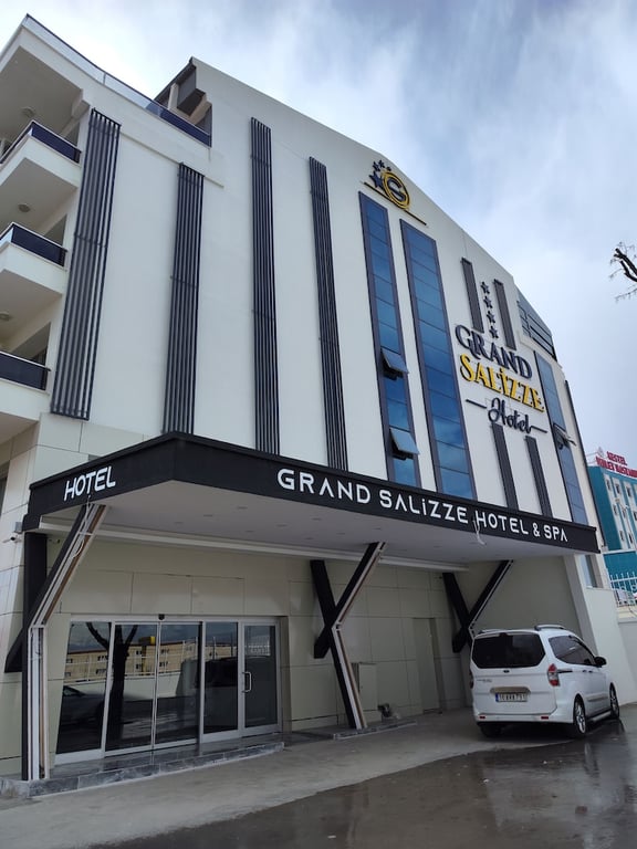 Grand Salizze Hotel(14Km Away From Bursa)