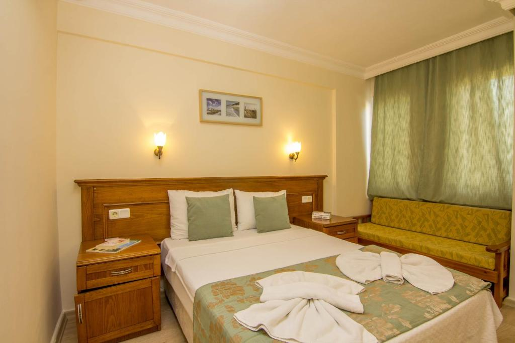 Unsal Hotel(16Km Away From Fethiye)