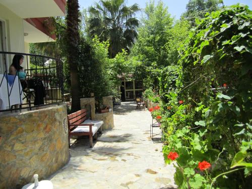 Arikanda River Garden Hotel (90Km Away From Antalya)