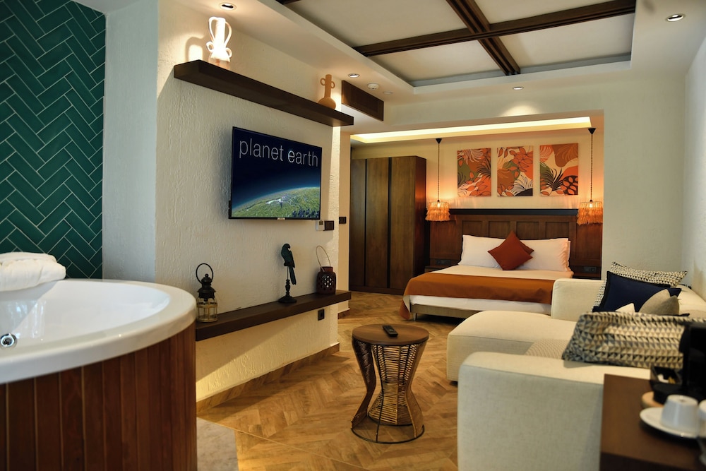 Parmos Boutique Hotel
