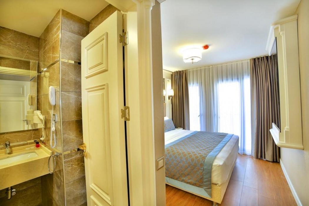 Beethoven Hotel And Suite