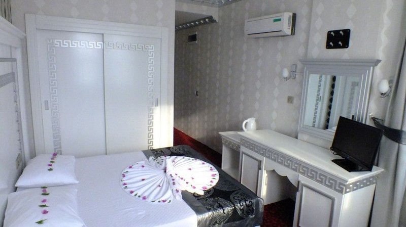 Espina Hotel (also Known As Espina Boutique Hotel)