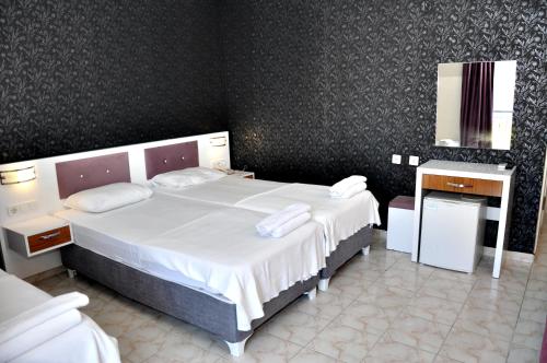 Side Sedef Hotel (72km Away From Antalya)