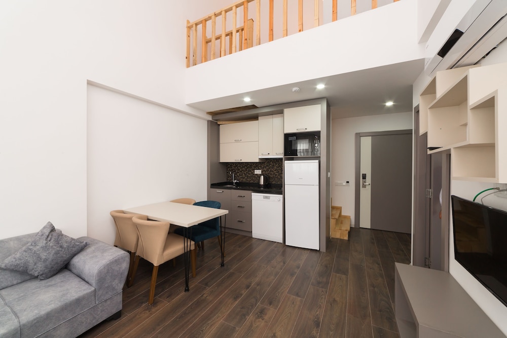 Demak Suit Homes (14Km Away From Antalya)