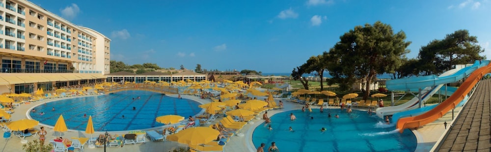 Laphetos Beach Resort And Spa All Inclusive (95 Km Away From Antalya) (does Not Accept Men Only Bookings)
