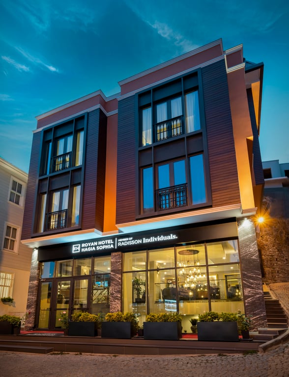 Royan Hagia Sophia Istanbul, Radisson Individuals