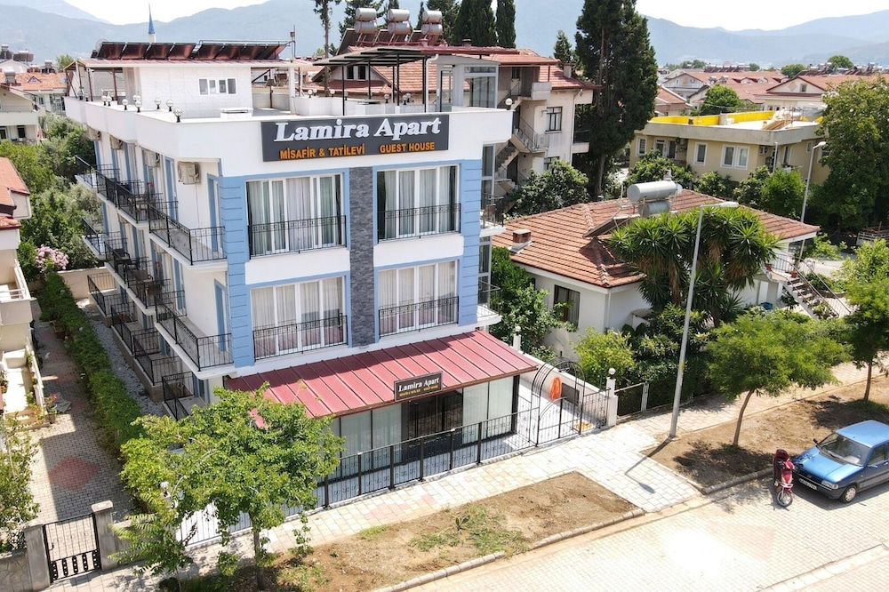 Lamira Pansion