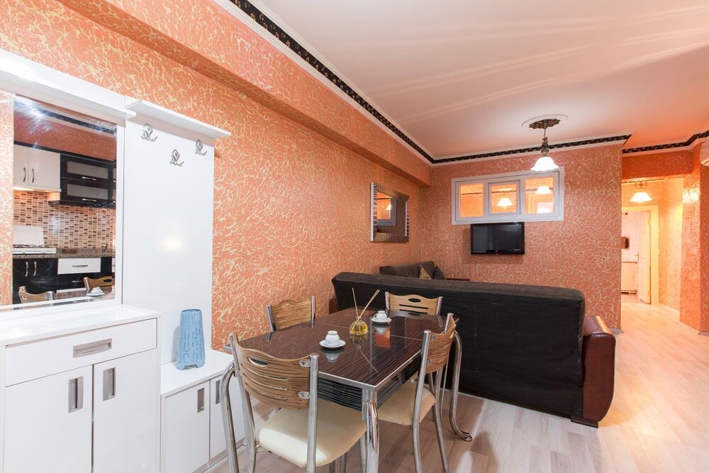 Ilya Suite
