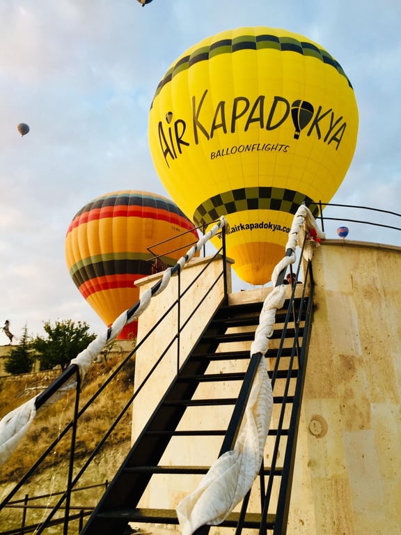 Balloon Cave Hotel