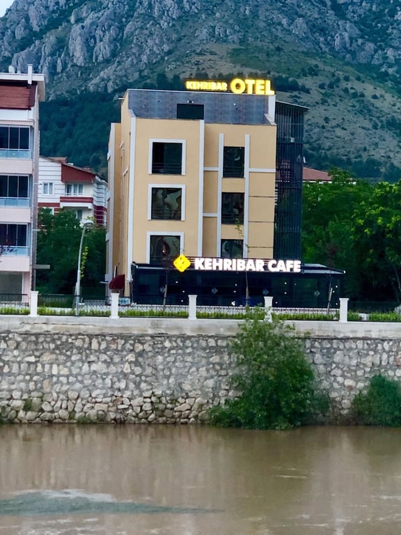 Kehribar Otel And Cafe Restaurant