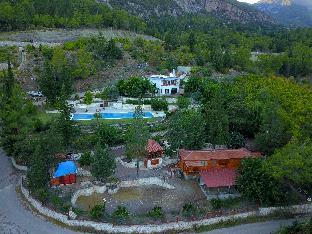 Trinitys Forest Bungalows (69 Km Away From Antalya)