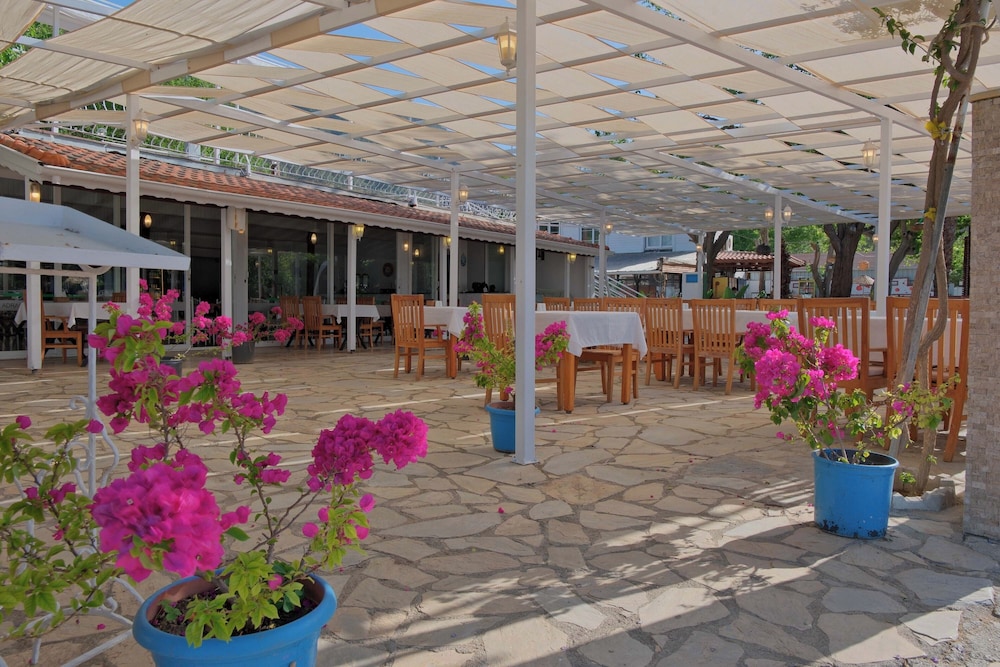 Adrasan Hotel