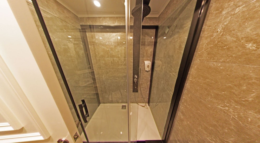 Mara Palas Hotel