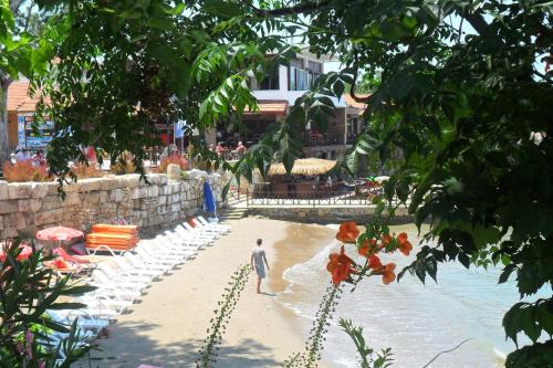 Beach House Apartment (contact The Property 5 Days In Advance) (74 Km Away From Antalya)
