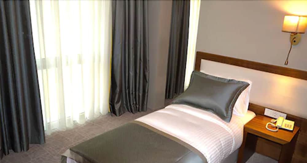 Reikartz 2017(also Known As 2017 Hotel)