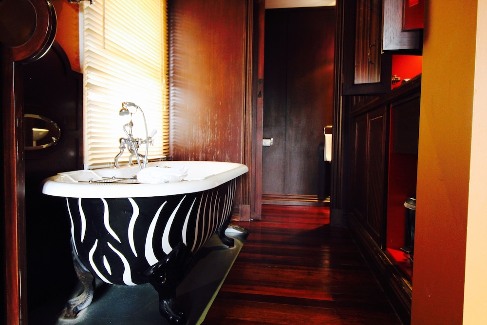 The Manse (no Front Desk Please Contact The Property In Advance)
