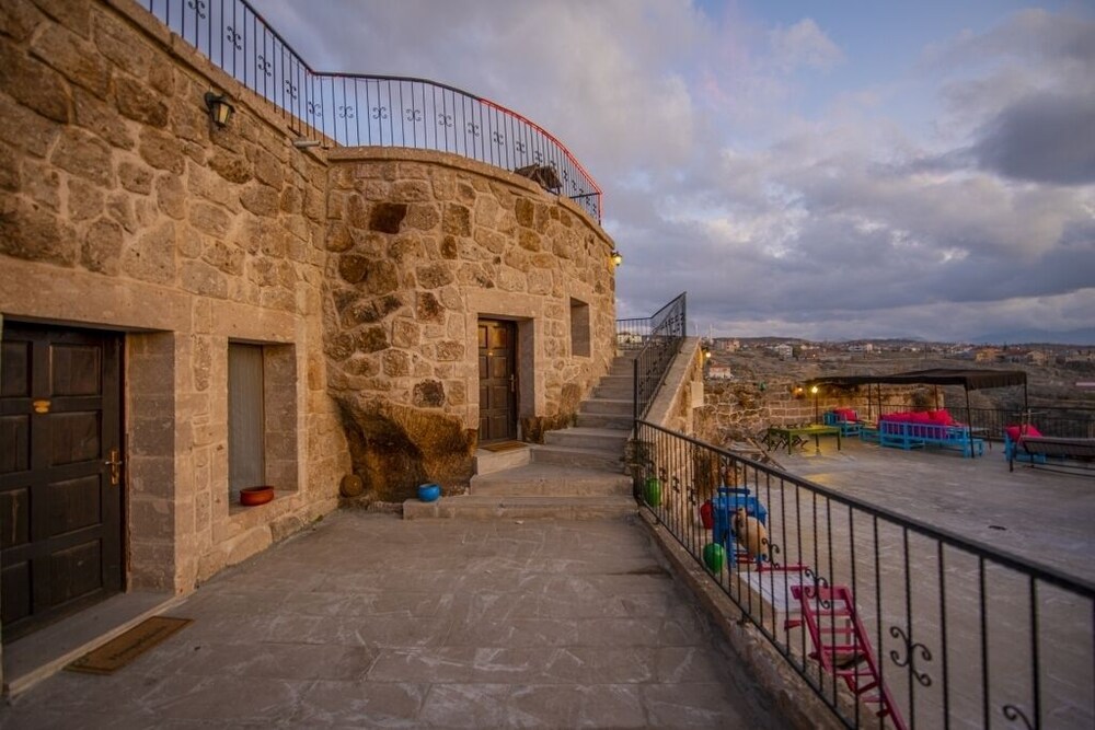 Kapadokya Ihlara Konaklari Antik Gelveri Konagi(As Know As Cappadocia Antique Gelveri Cave Hotel)(Contact To Property 7 Days)