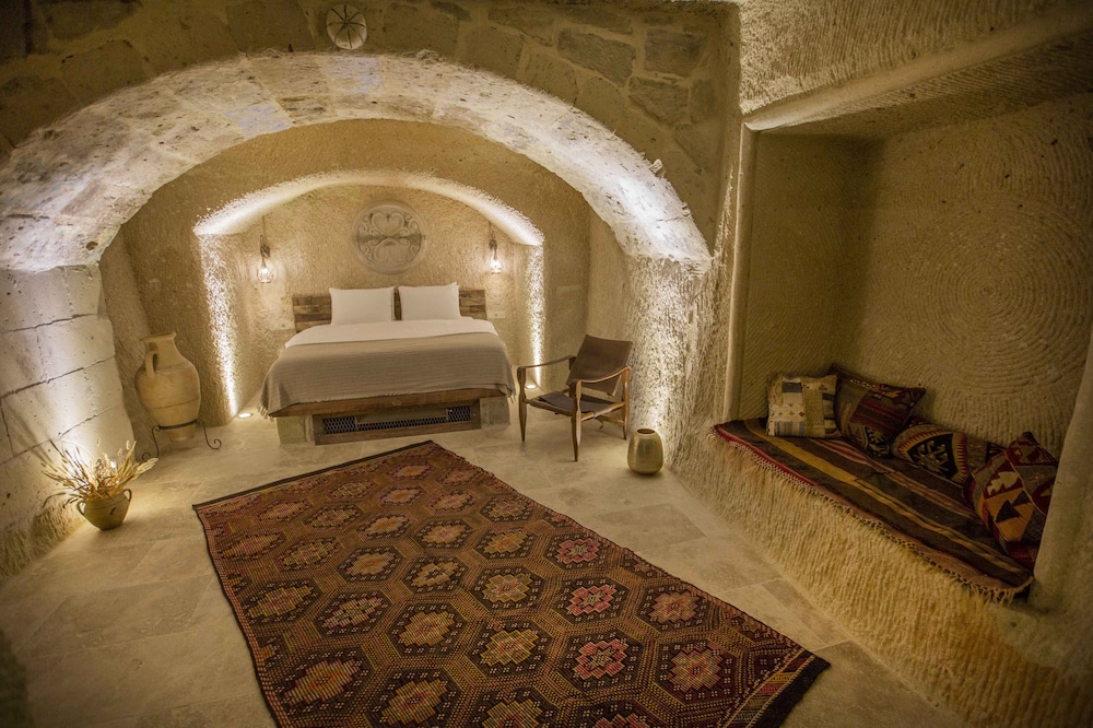 Doda Cave Hotel
