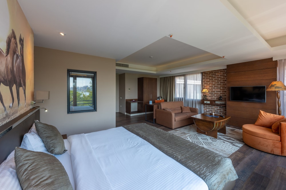 Rivas Moda Hotel (15Km Away From Istanbul Center)