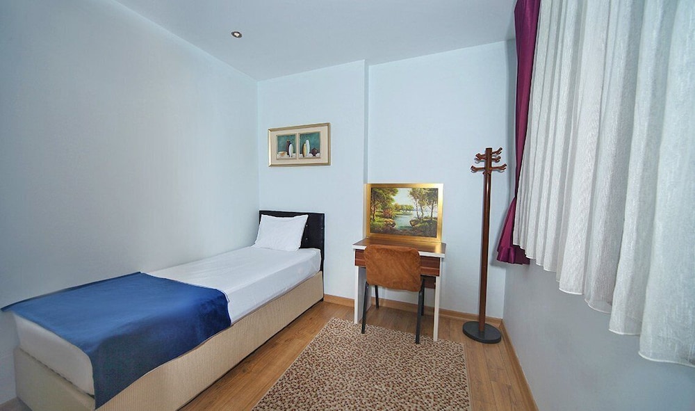 Garden Hill Hotel