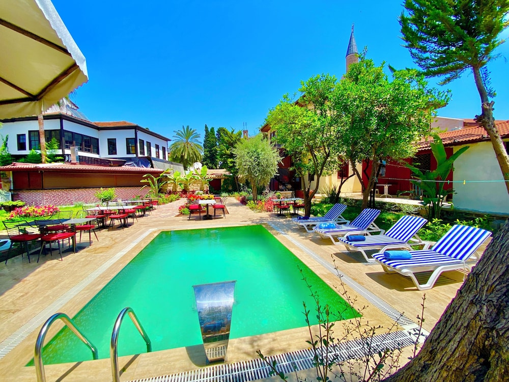 Necip Bey Konagi Hotel