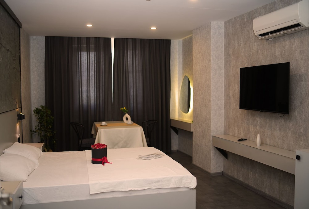 Cali Royal Otel