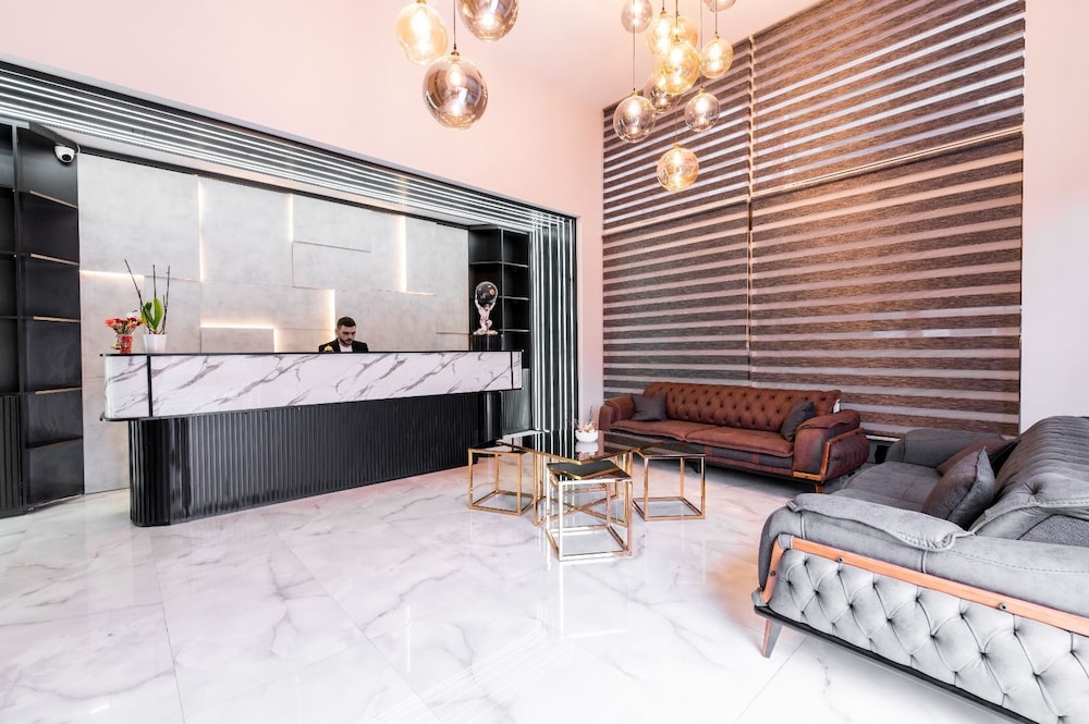 Arena Luxury (27km Away From Istanbul)