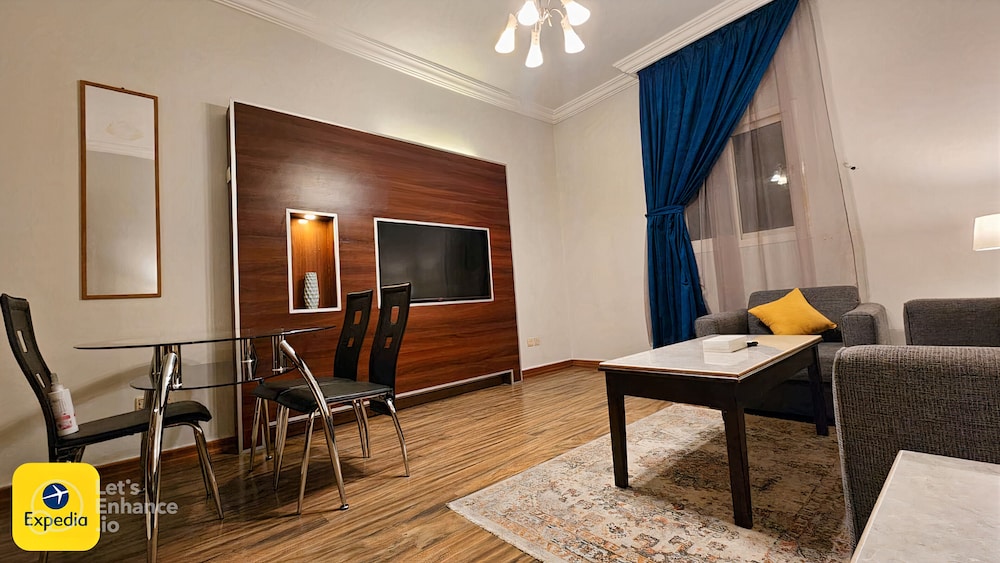 Lazurde Palace(also Known As Lazourd Palace Hotel Apartments/qasr Lazurd For Serviced Apartments/qasr Lazurd)