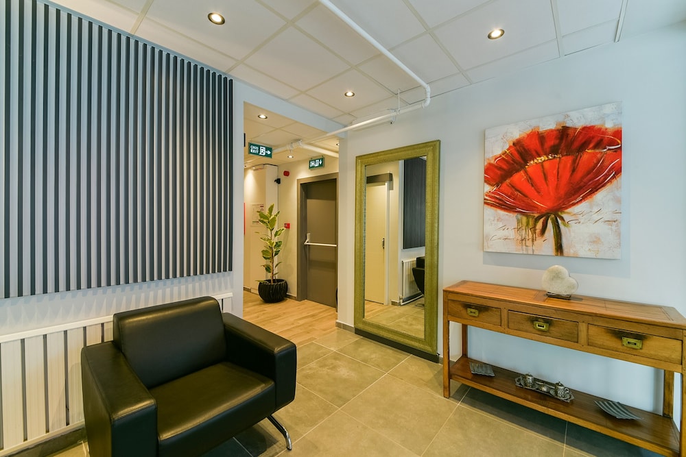 Rise Inn Hotel (23Km Away From Istanbul)