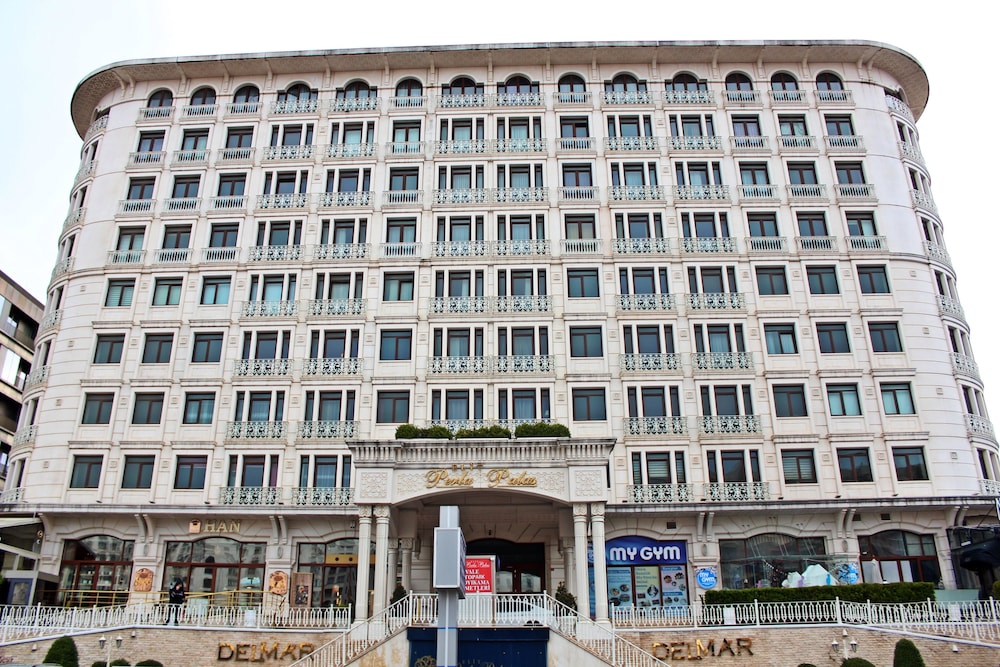 Fourtec Kurtkoy Otel (43km Away From Istanbul)