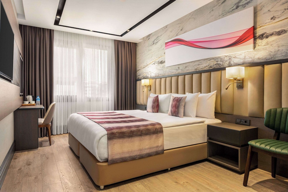 Ramada By Wyndham Istanbul Umraniye (22km Away From Istanbul)