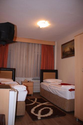 Ay Hotel