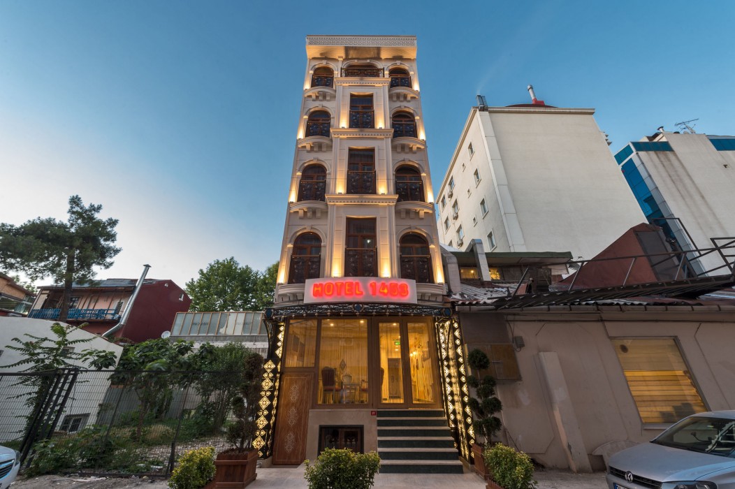 1453 Hotel