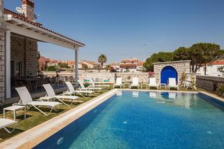 Alacaat Hotel(77Km Away From Izmir)