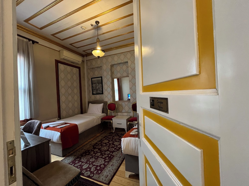 Le Safran Hotel