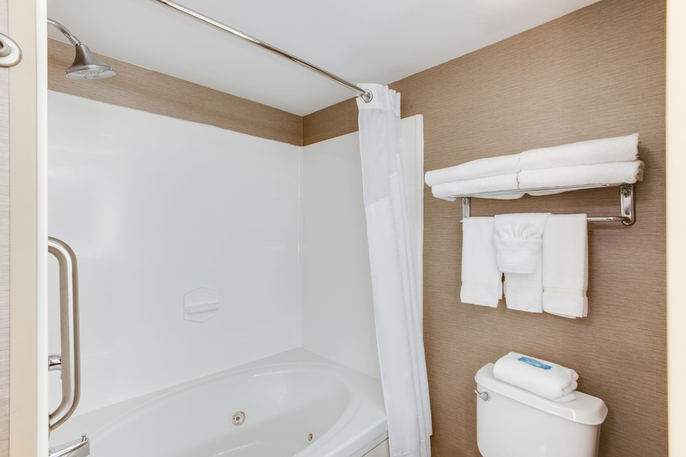 Holiday Inn Express Hotel And Suites Bethlehem