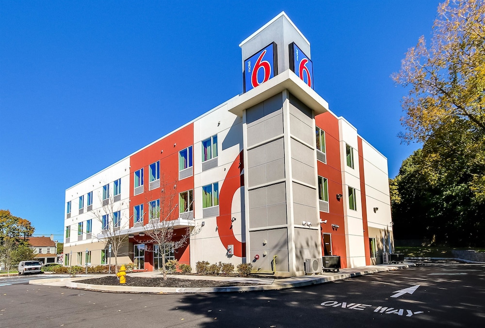 Motel 6 Allentown Pa
