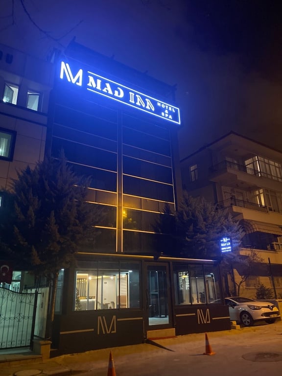 Mad Inn Hotel And Spa