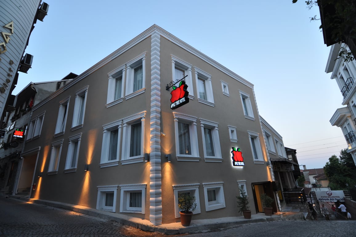 Apple Tree Hotel