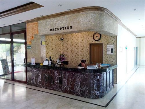 Sailor Apart Hotel