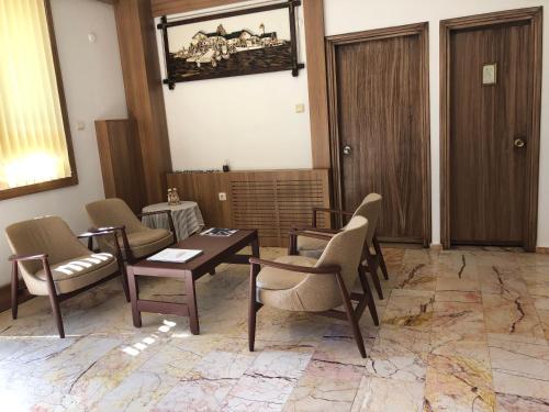 Lunay Hotel