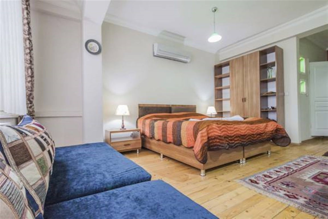 Ist Green House Apartments (no Front Desk Need To Contact Property 7 Days In Advance)