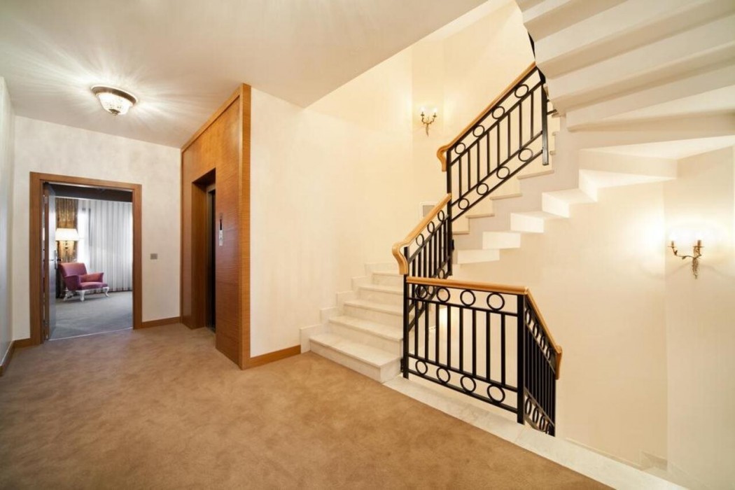 Gravis Suites Hotel