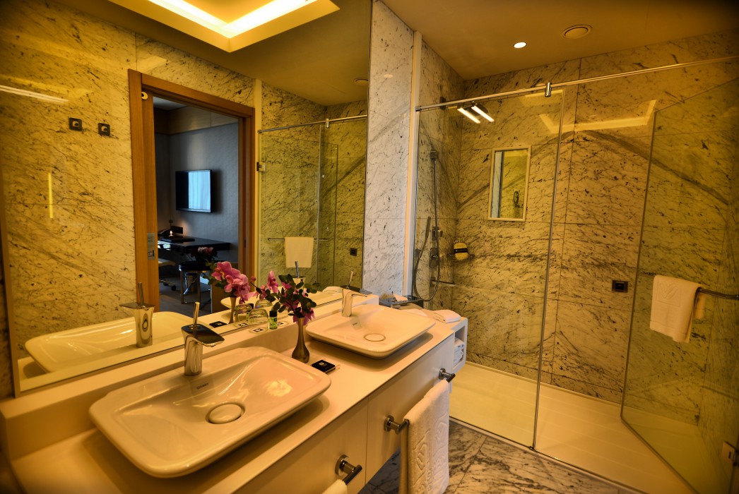 Wyndham Grand Levent Istanbul Hotel And Conference Center (Also Known As Wyndham Grand Istanbul Levent)
