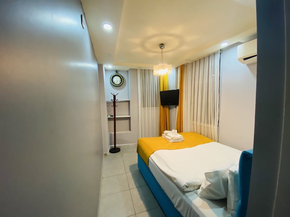 Galata Zade Luxury Boutique Hotel (Also Known As Tyra Apart Otel/Galata Zade Hotel)