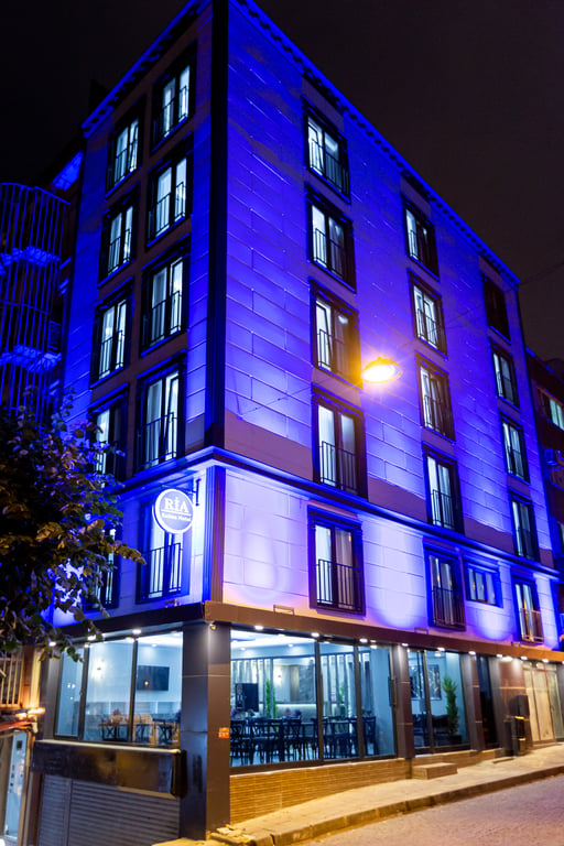 Ria Suites Hotel