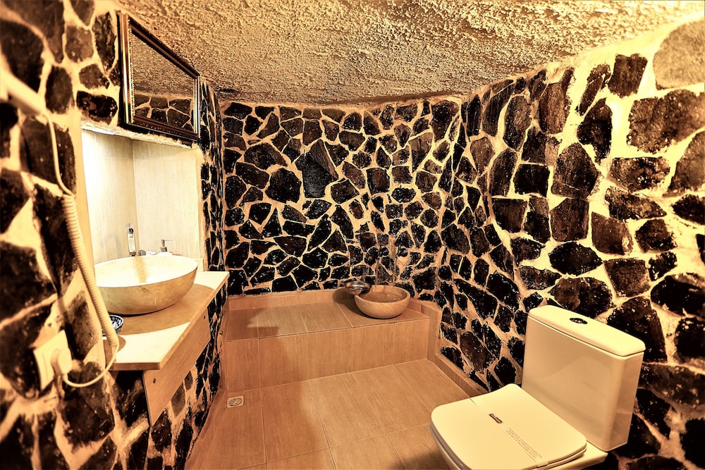 Orion Cave Hotel