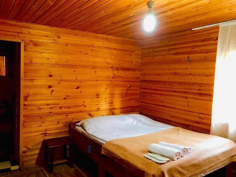 Kapuzbasi Selalesi Sahin Motel (to Make Arrangement For Check In Please Contact The Property At Least 5 Days In Advance)