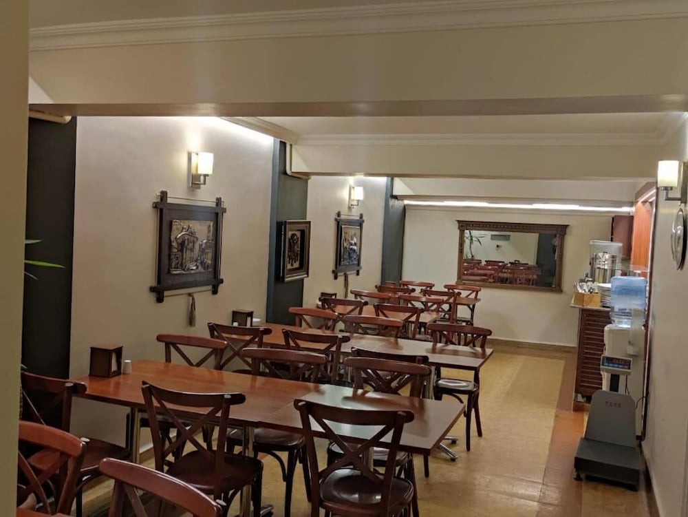 Hotel Nayla